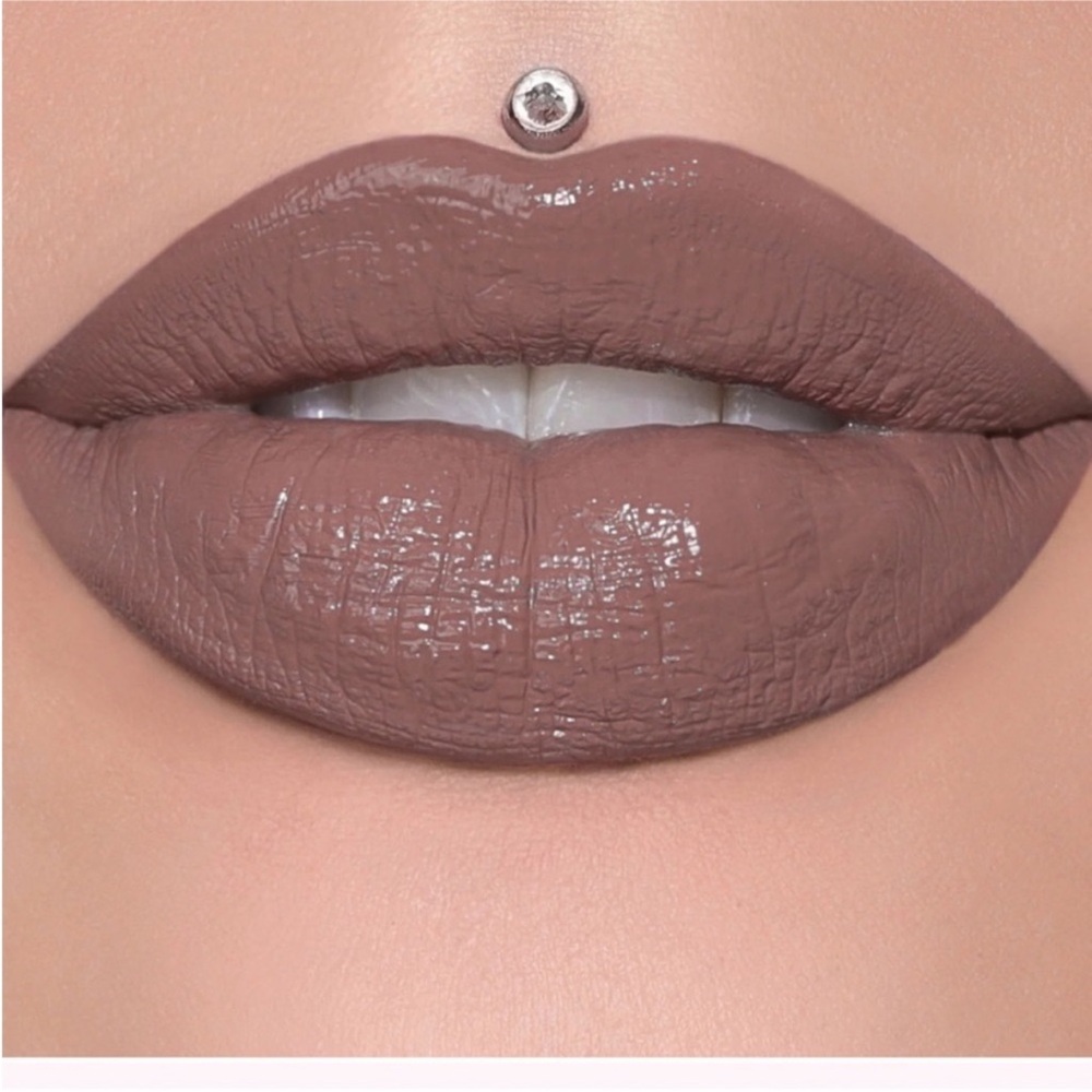 Jeffree Star. - Supreme Gloss - Tea Bag - NIB